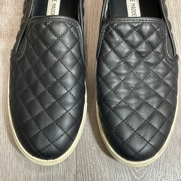 Steve Madden Ecentrcq Quilted Black Slip On Shoes 9.5 - Picture 7 of 16